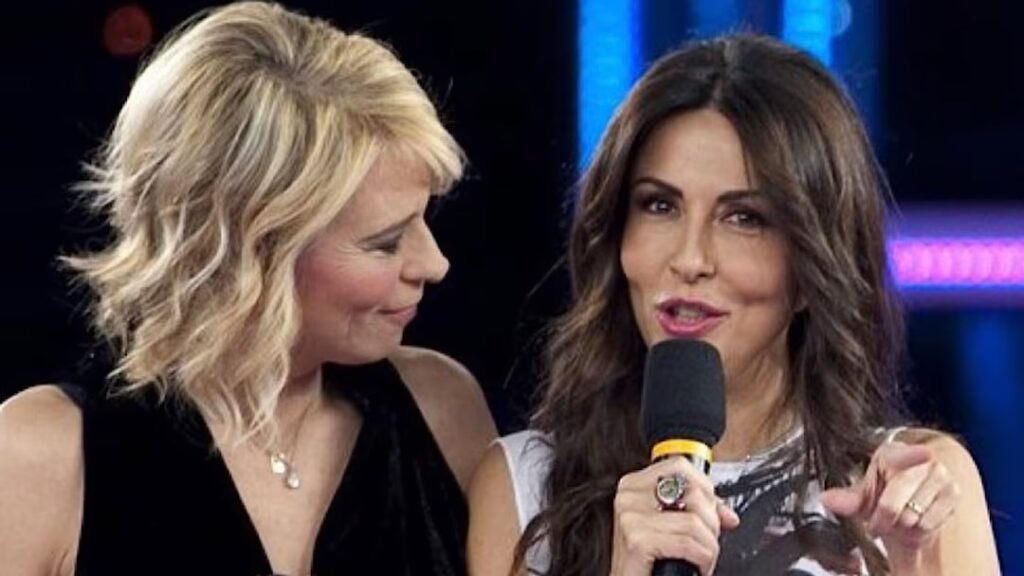 Sabrina Ferilli e il bellissimo gesto per la sua amica Maria De Filippi 1