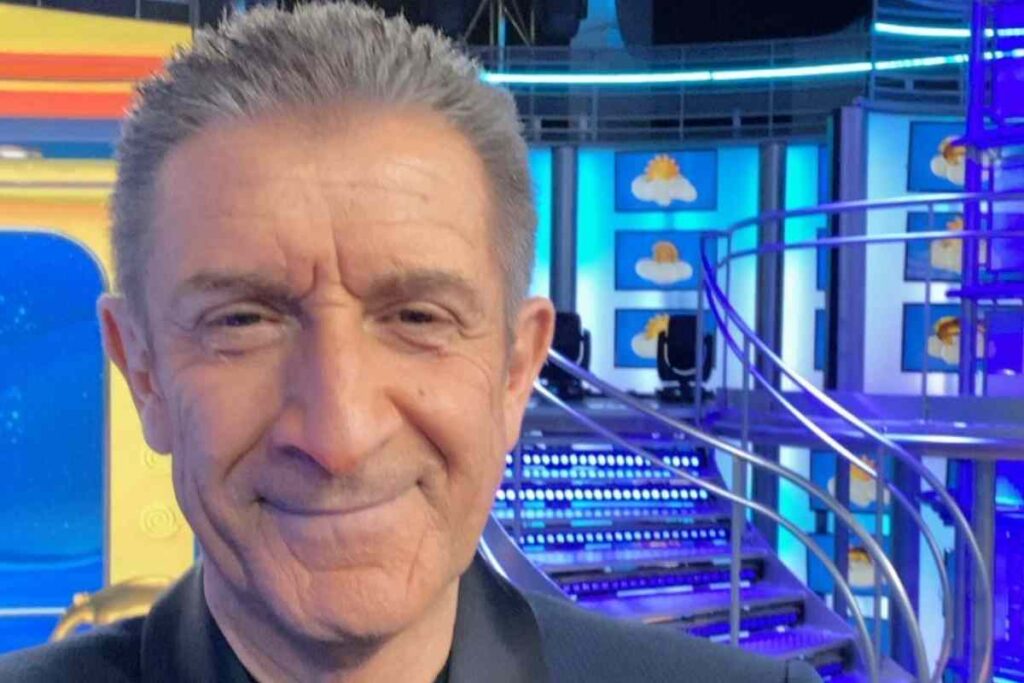 Striscia la notizia, Ezio Greggio assente dal programma? 1